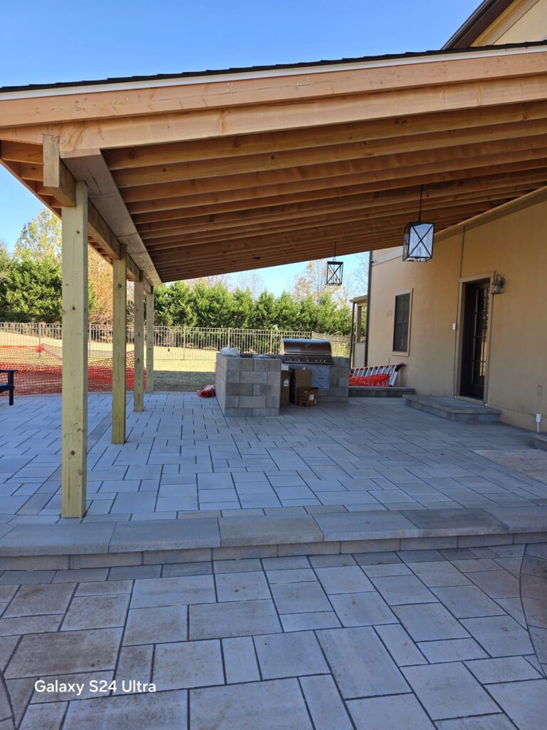 Back-patio-pavers