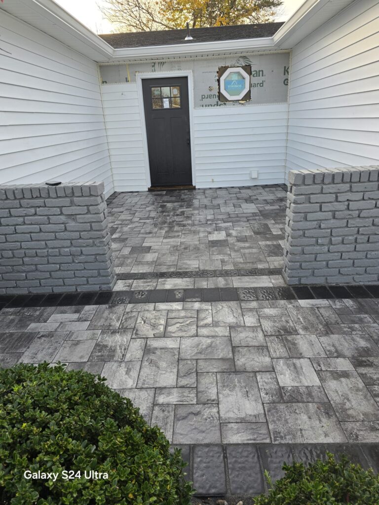 Pavers-entrance